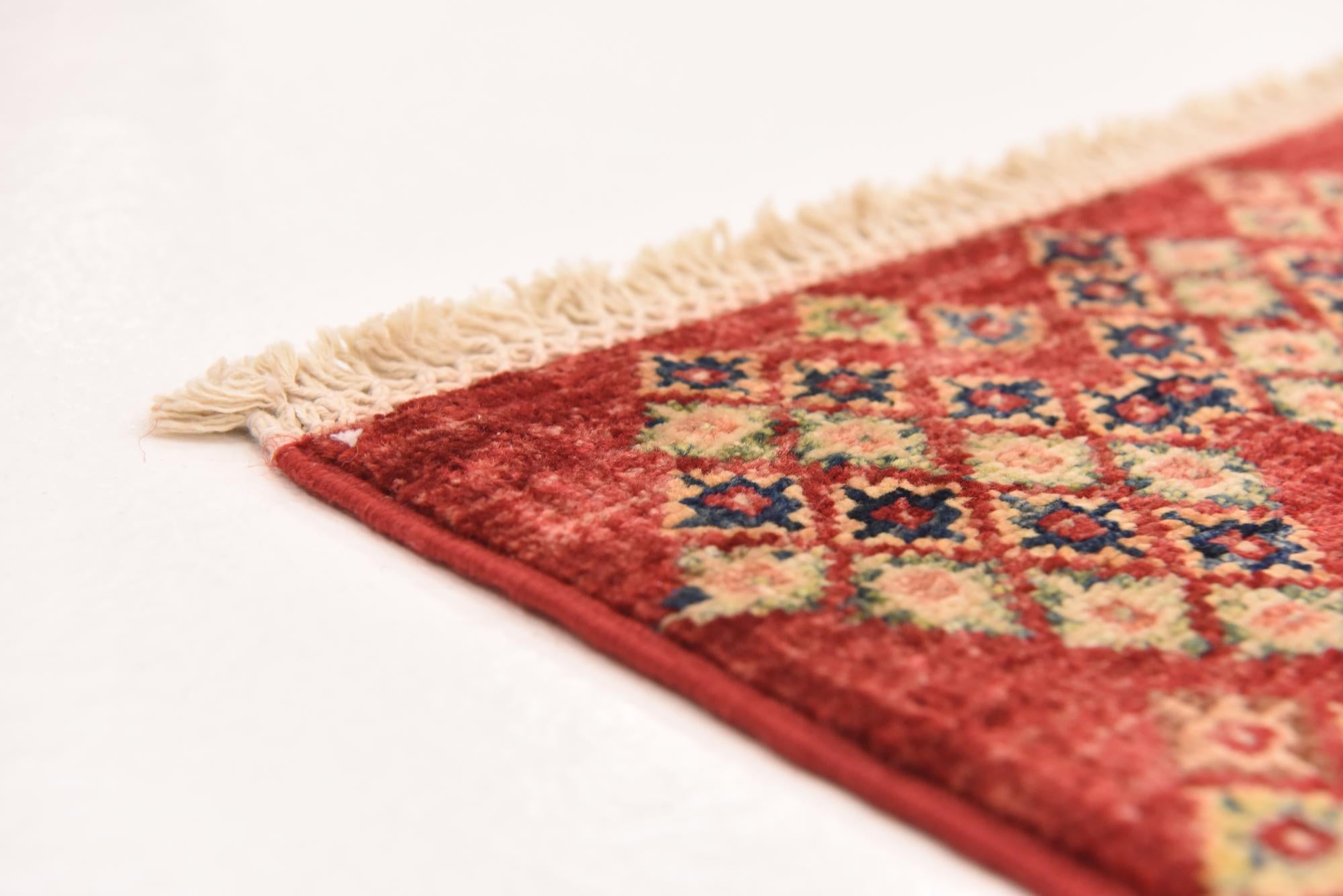 5' 6 x 7' 10 Hand Knotted Kazak Oriental Rug