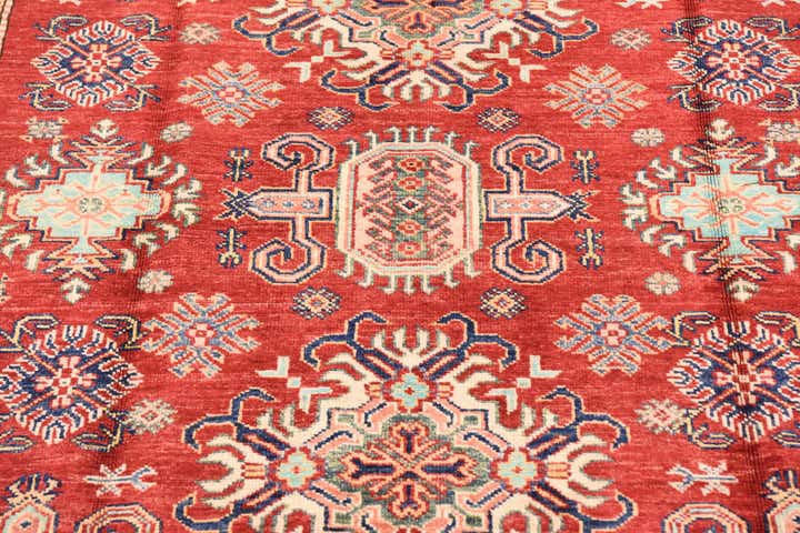 5' 7 x 8' 2 Hand Knotted Kazak Oriental Rug