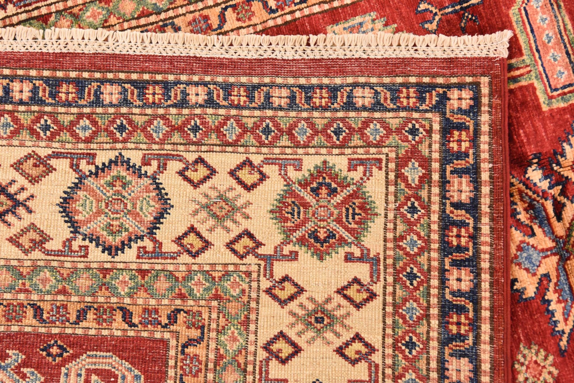5' 6 x 7' 10 Hand Knotted Kazak Oriental Rug