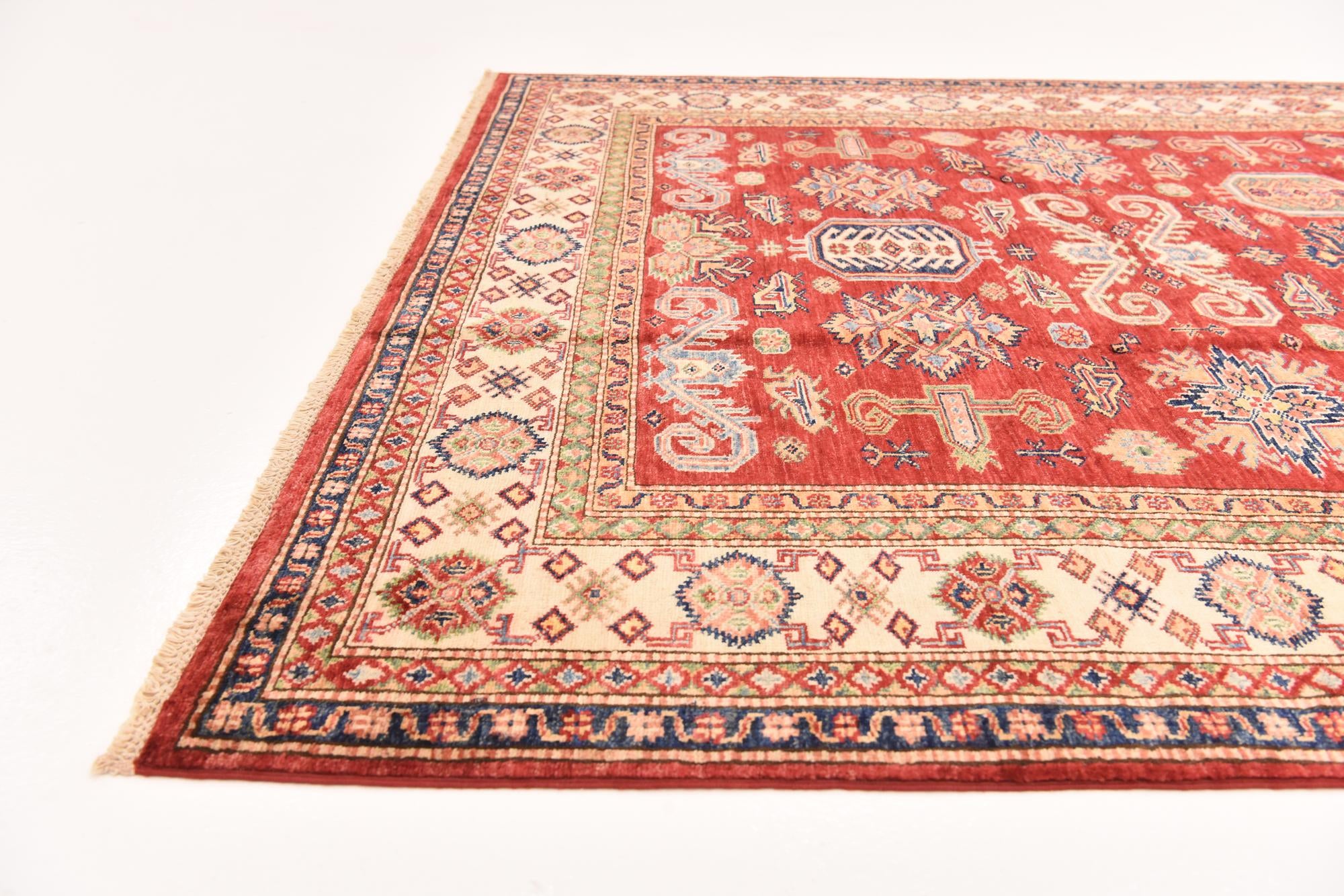 5' 6 x 7' 10 Hand Knotted Kazak Oriental Rug