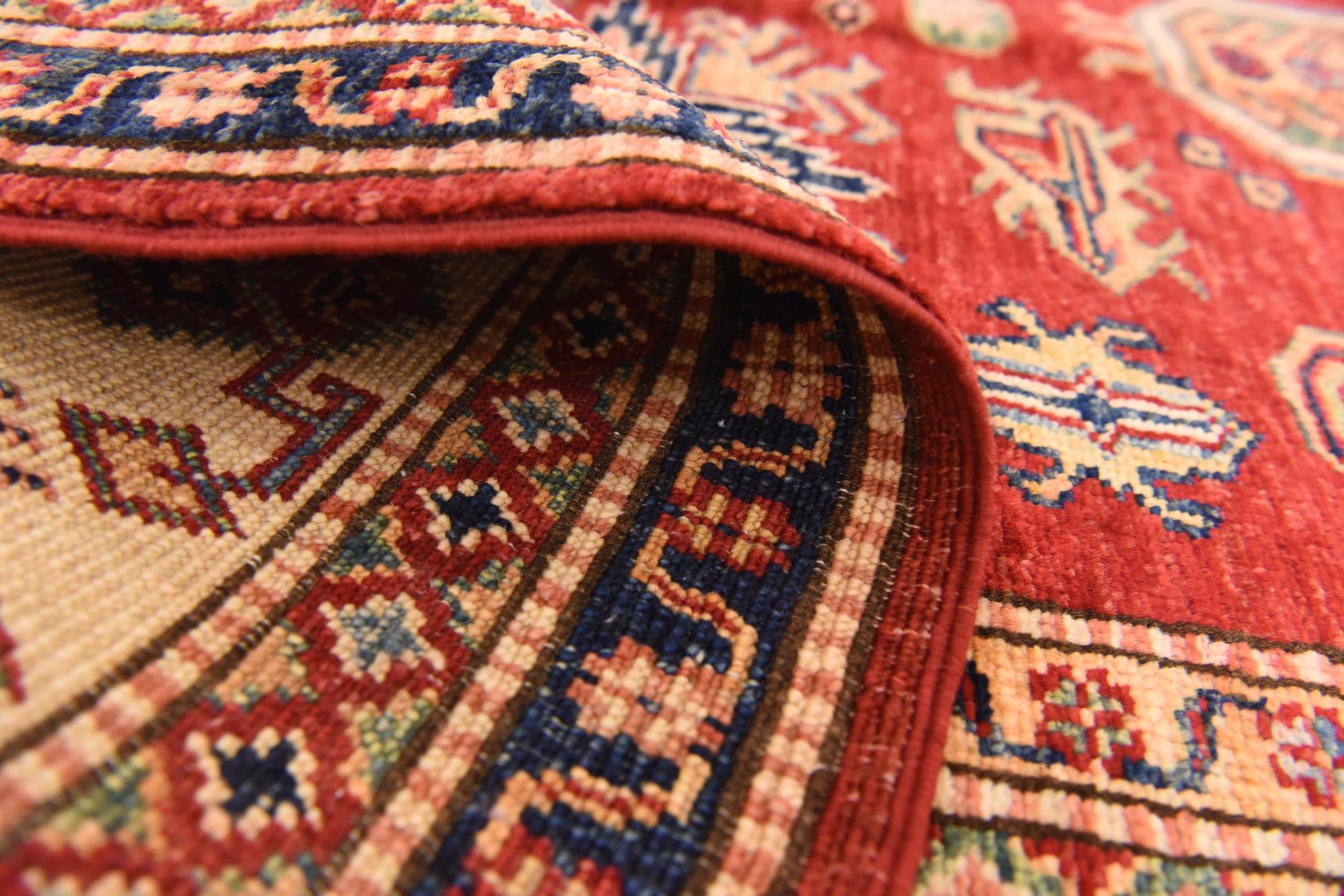 5' 6 x 7' 10 Hand Knotted Kazak Oriental Rug