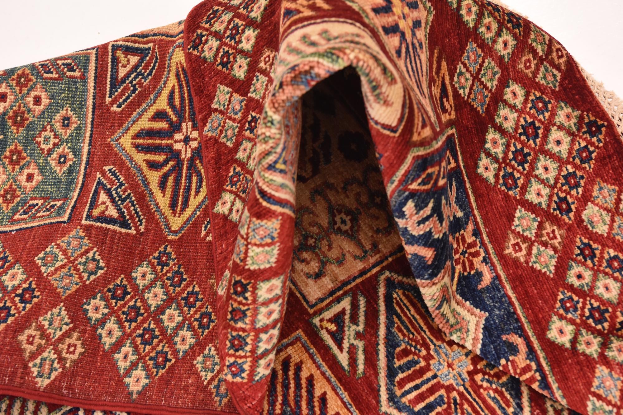 5' 8 x 7' 11 Hand Knotted Kazak Oriental Rug