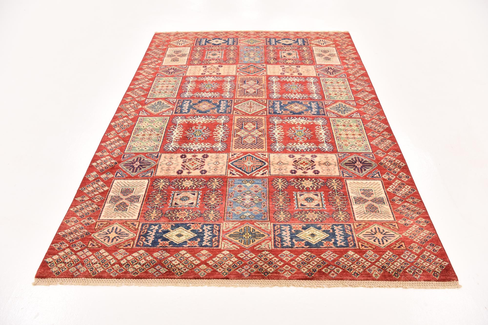 5' 7 x 8' Hand Knotted Kazak Oriental Rug