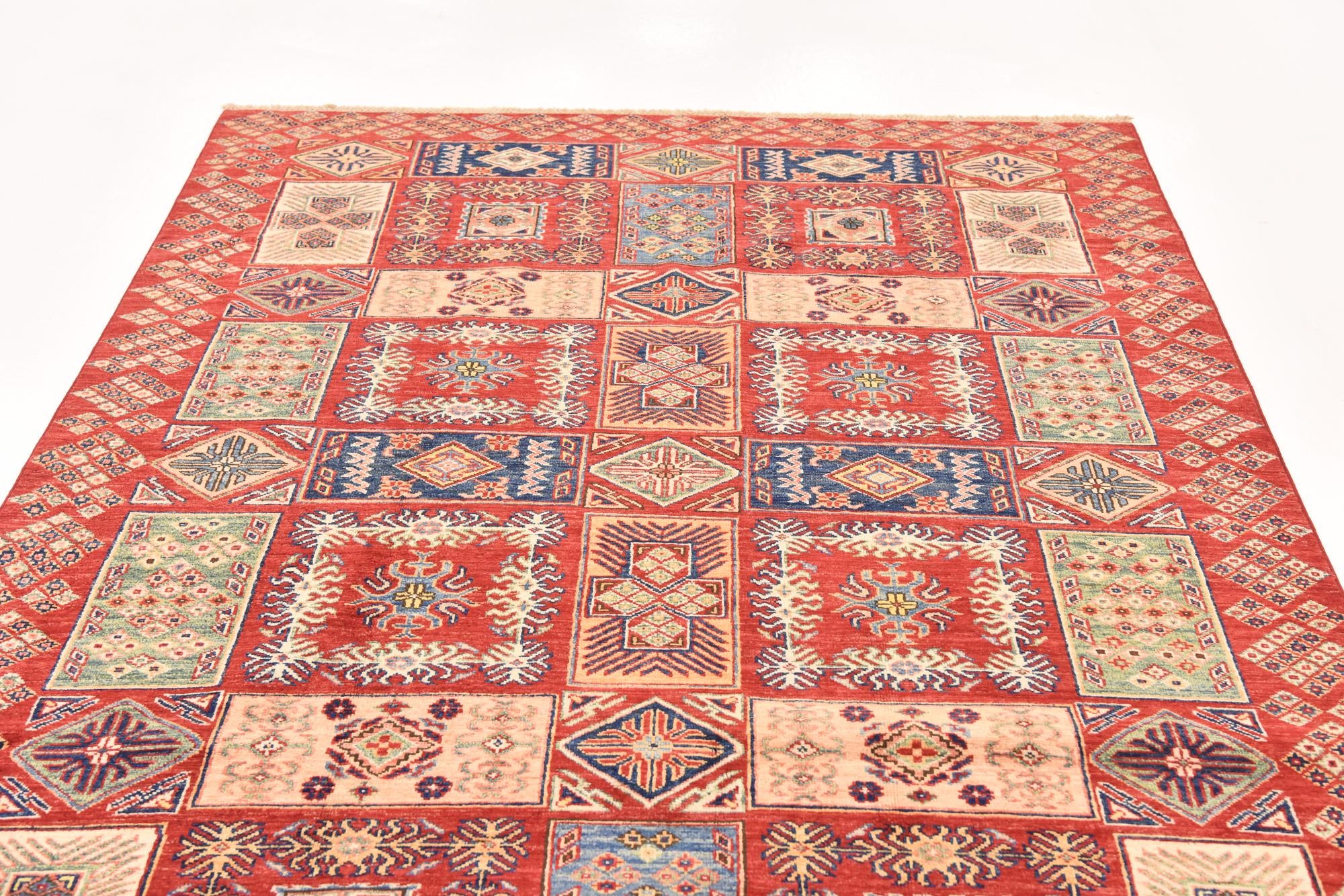 5' 7 x 8' Hand Knotted Kazak Oriental Rug
