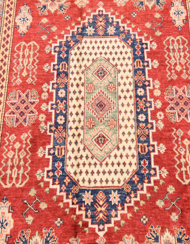 Detail image of 5' 7 x 7' 5  Hand Knotted Kazak Oriental Rug