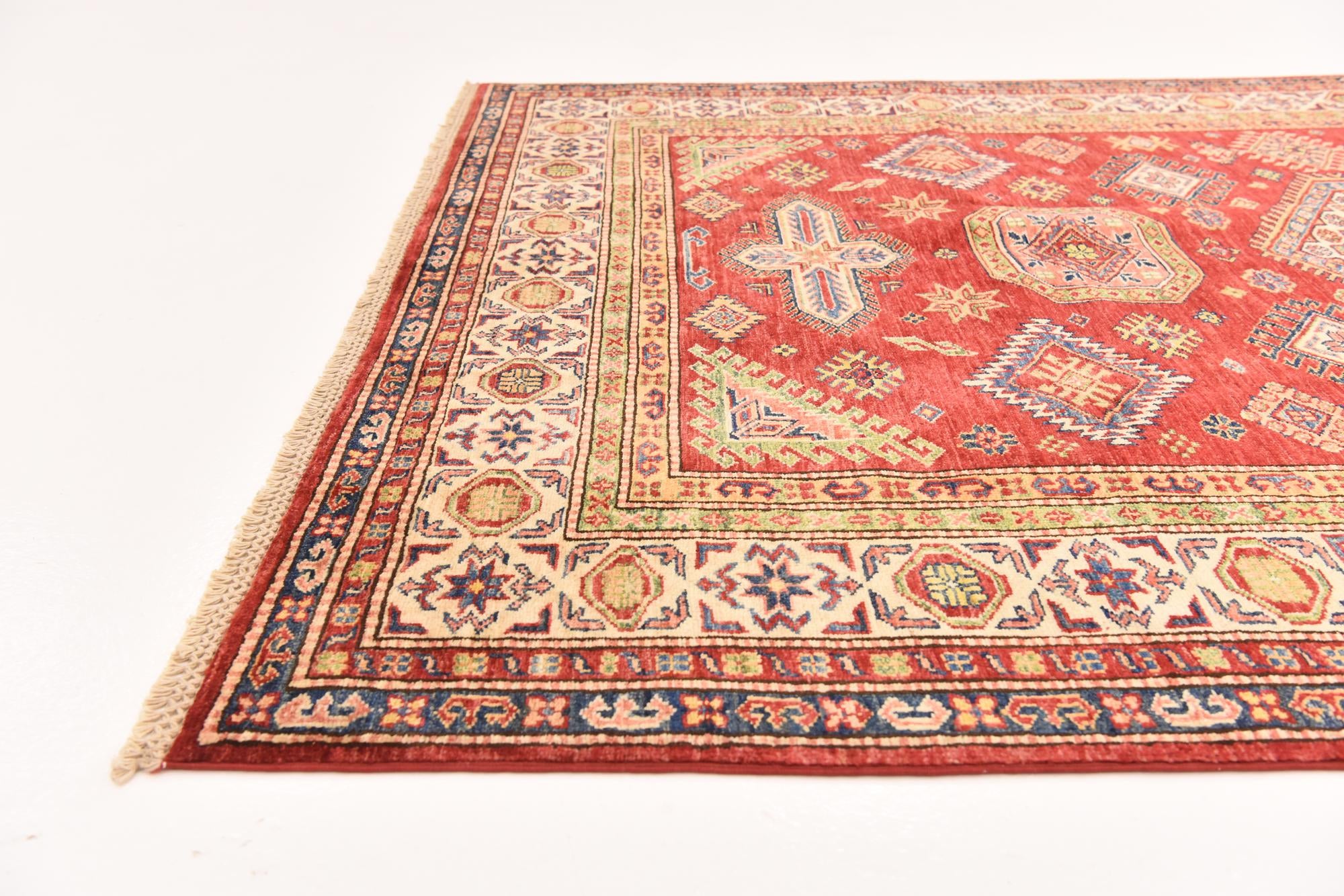 5' 7 x 8' Hand Knotted Kazak Oriental Rug