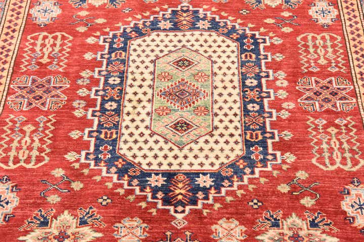 5' 7 x 7' 8 Hand Knotted Kazak Oriental Rug