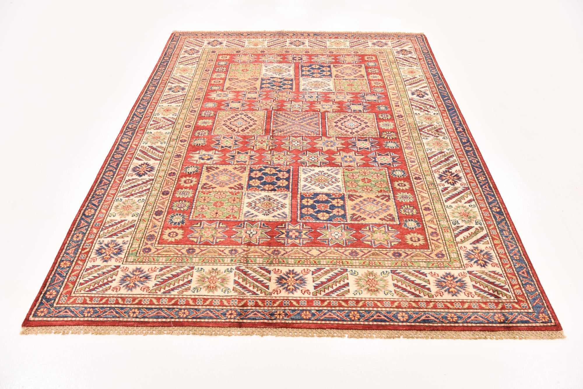 5' 8 x 7' 7 Hand Knotted Kazak Oriental Rug