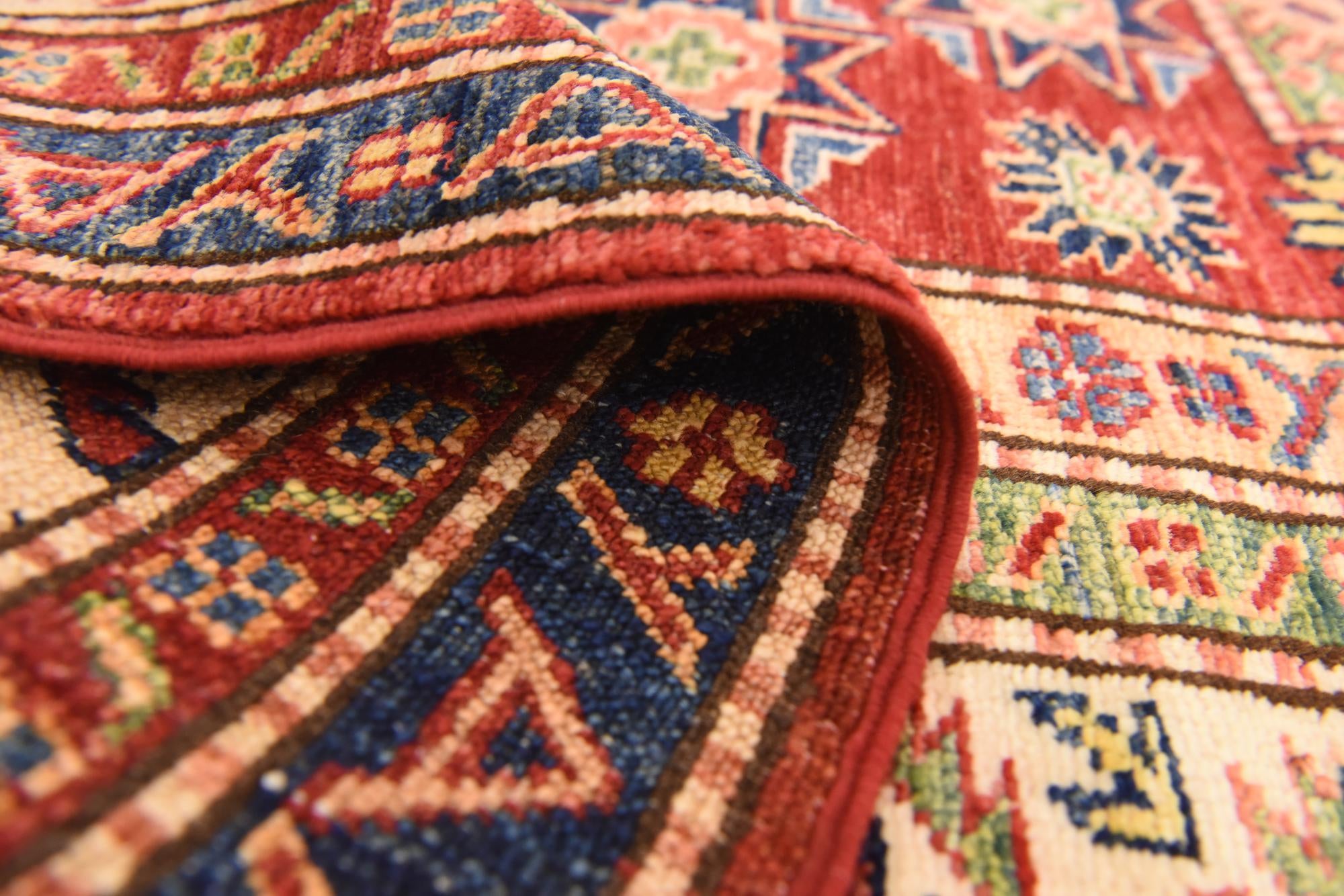 5' 8 x 7' 7 Hand Knotted Kazak Oriental Rug