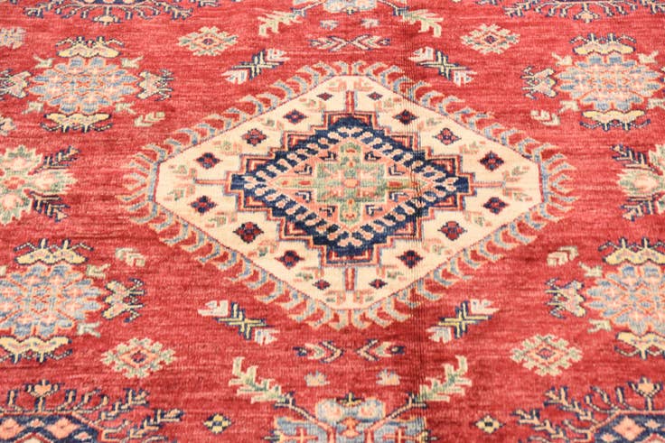 Detail image of 5' 9 x 7' 11 Hand Knotted Kazak Oriental Rug