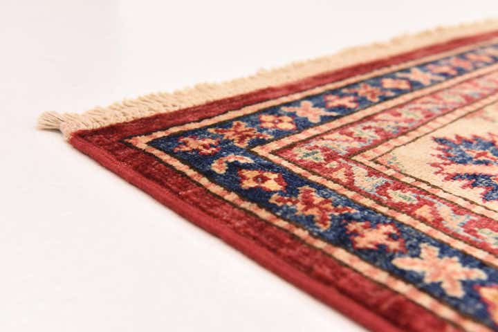 5' 9 x 7' 11 Hand Knotted Kazak Oriental Rug