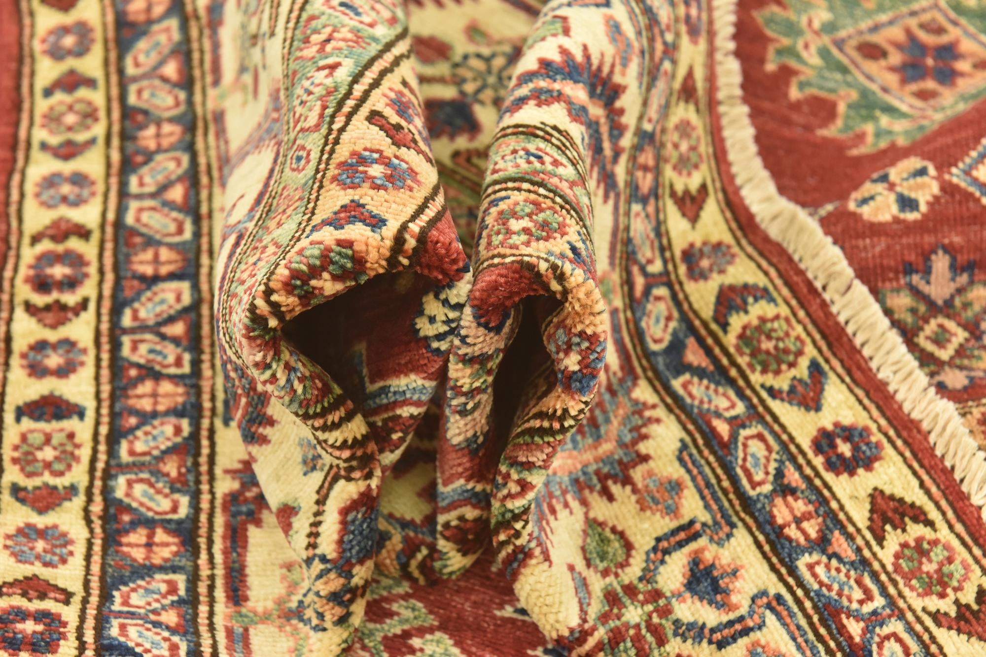 5' 7 x 7' 9 Hand Knotted Kazak Oriental Rug