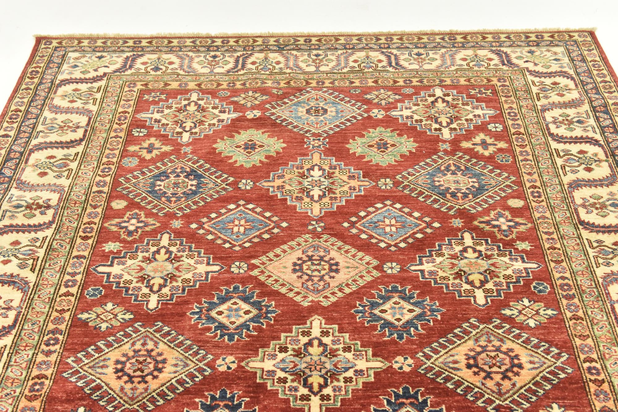 5' 7 x 7' 9 Hand Knotted Kazak Oriental Rug