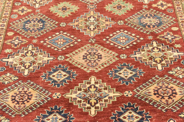 Detail image of 5' 7 x 7' 9 Hand Knotted Kazak Oriental Rug