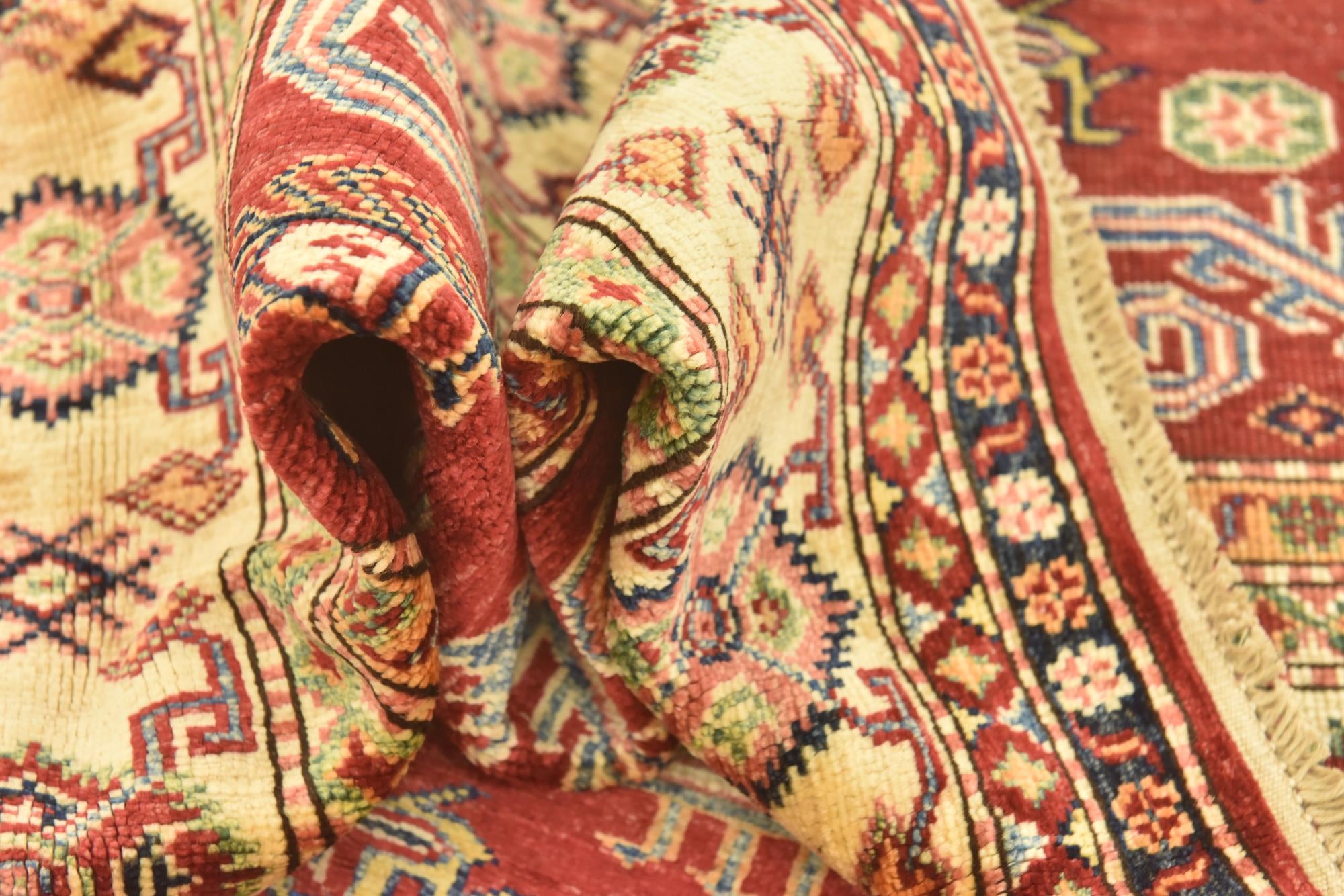 5' 8 x 7' 9 Hand Knotted Kazak Oriental Rug
