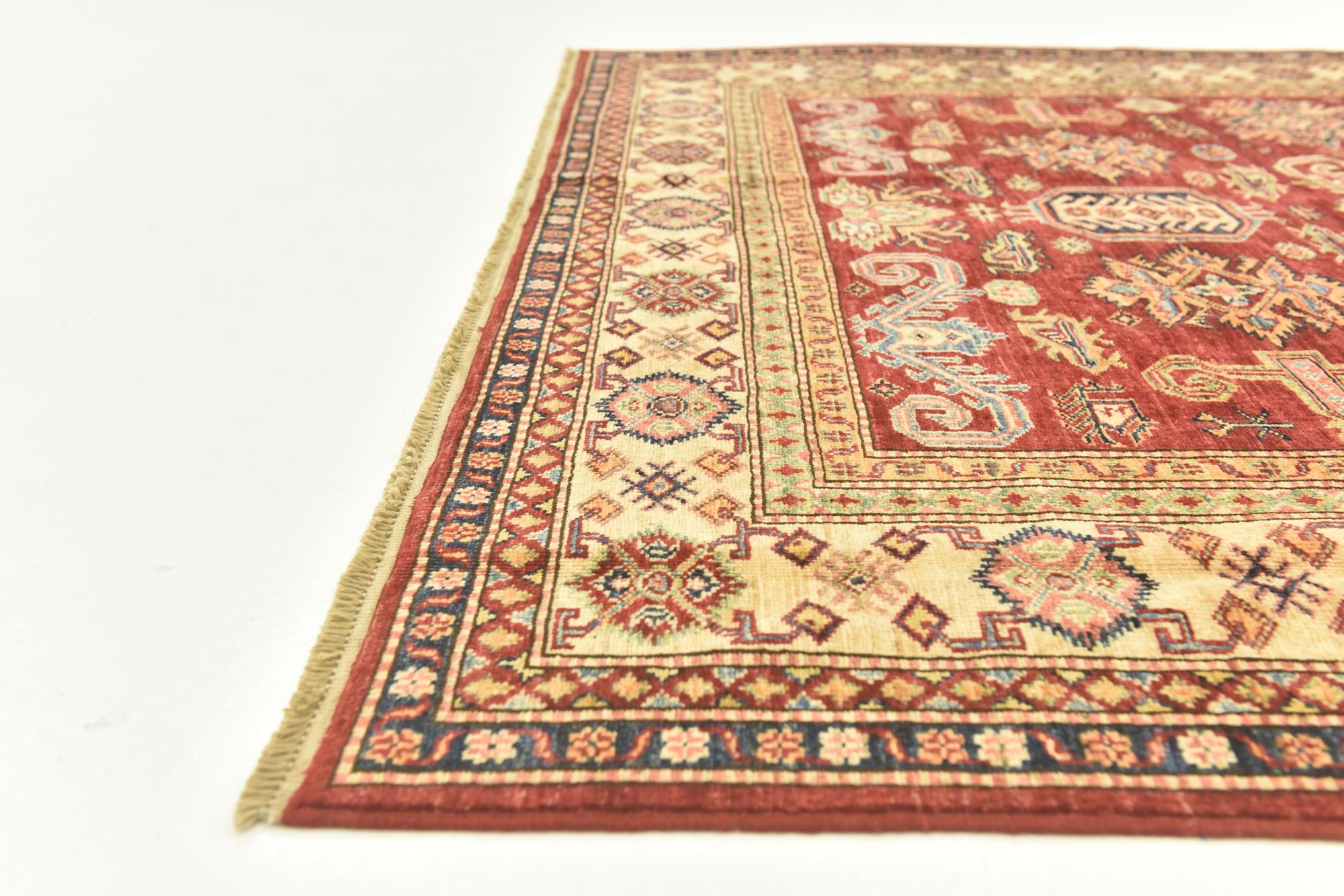 5' 8 x 7' 9 Hand Knotted Kazak Oriental Rug