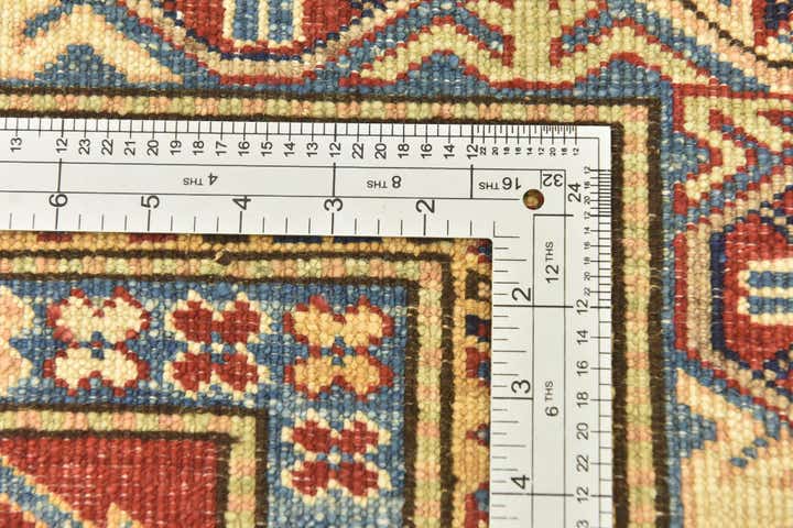 5' 9 x 7' 7 Hand Knotted Kazak Oriental Rug