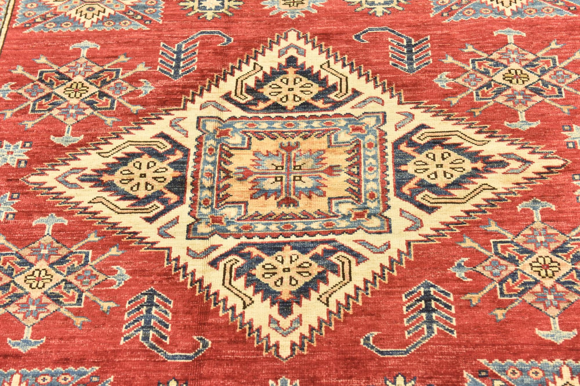 5' 9 x 7' 7 Hand Knotted Kazak Oriental Rug