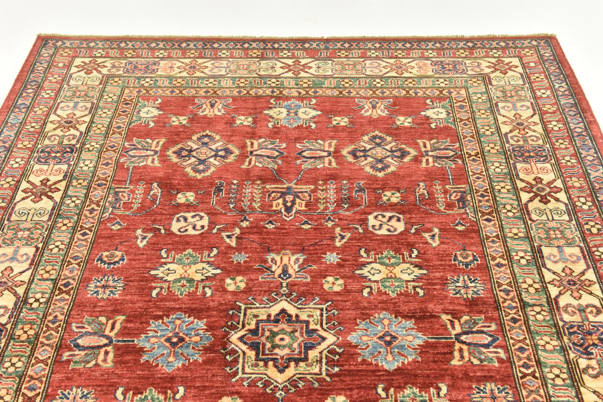 5' 7 x 7' 9 Hand Knotted Kazak Oriental Rug