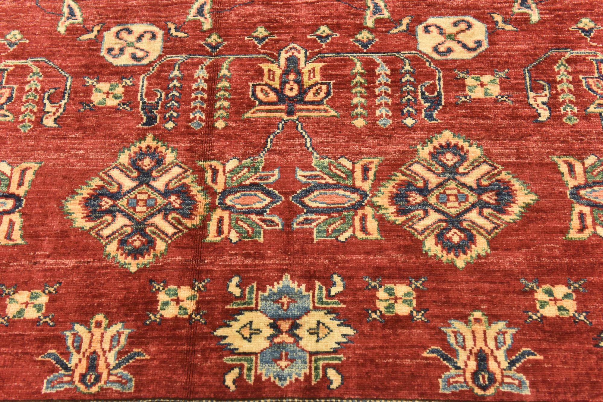 5' 7 x 7' 9 Hand Knotted Kazak Oriental Rug