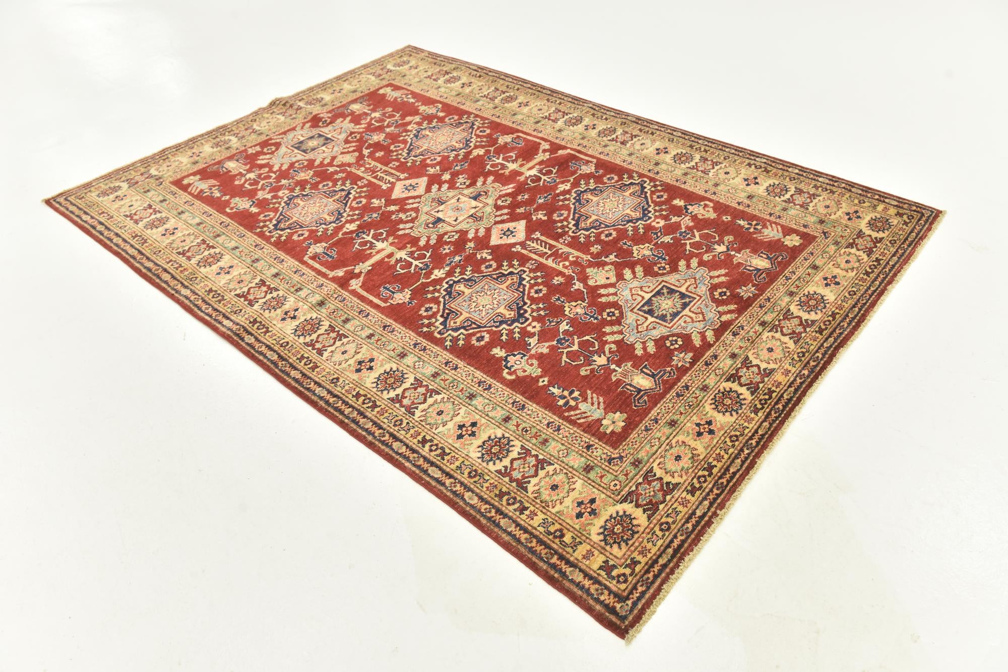 5' 6 x 7' 6 Hand Knotted Kazak Oriental Rug