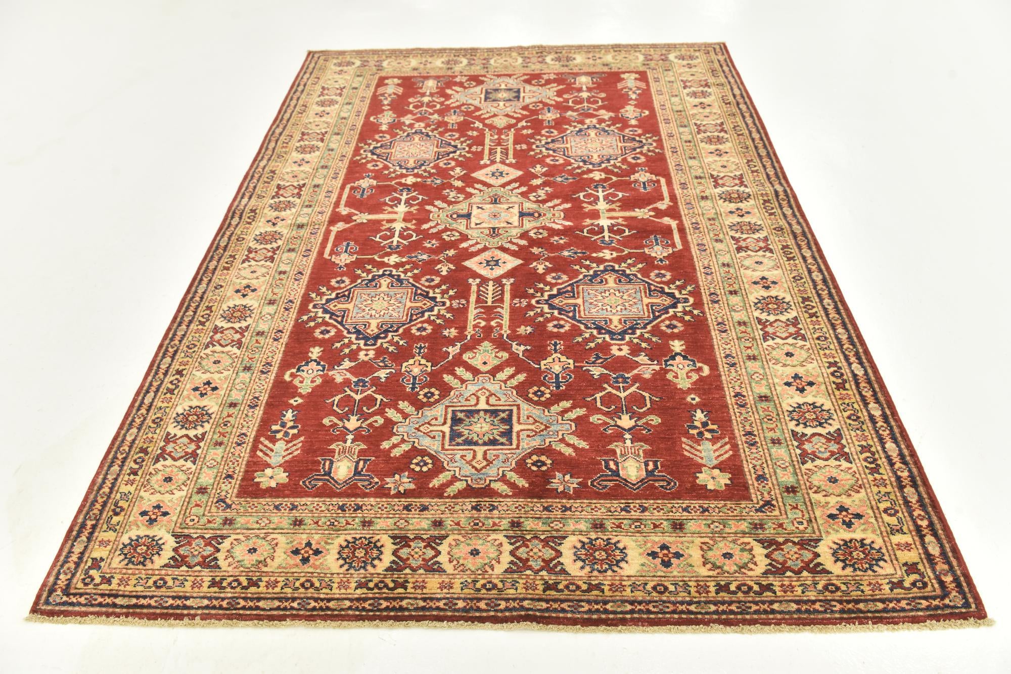 5' 6 x 7' 6 Hand Knotted Kazak Oriental Rug