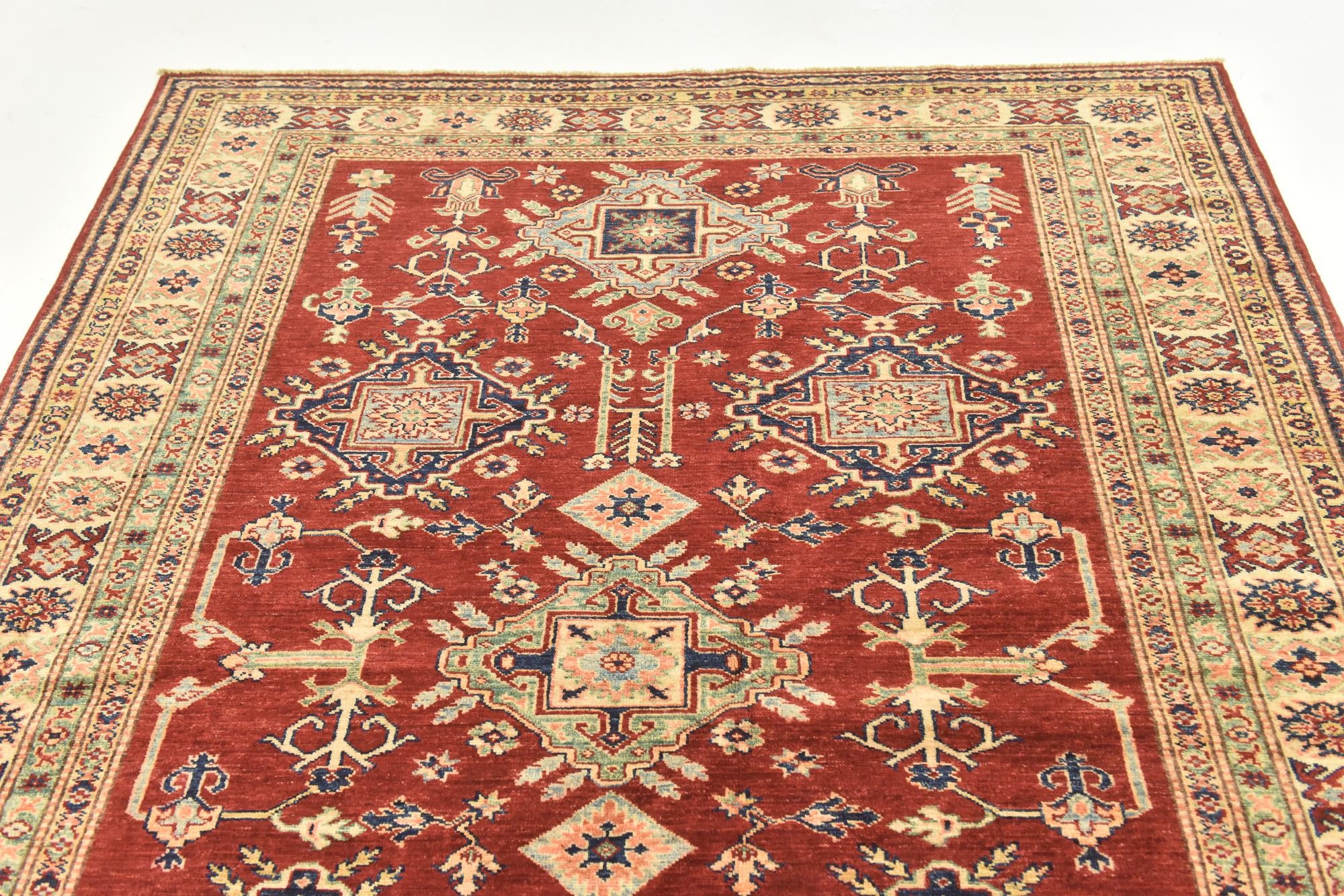 5' 6 x 7' 6 Hand Knotted Kazak Oriental Rug