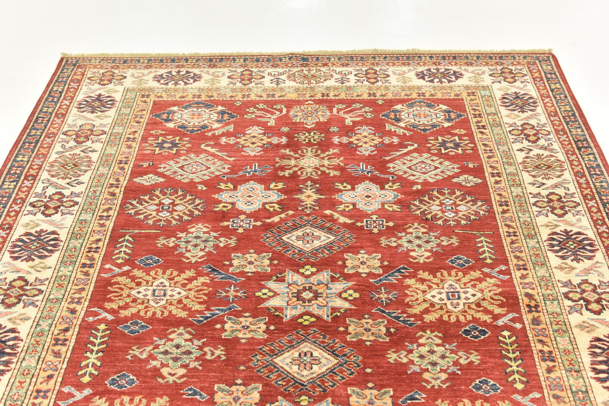 5' 6 x 8' 3 Hand Knotted Kazak Oriental Rug