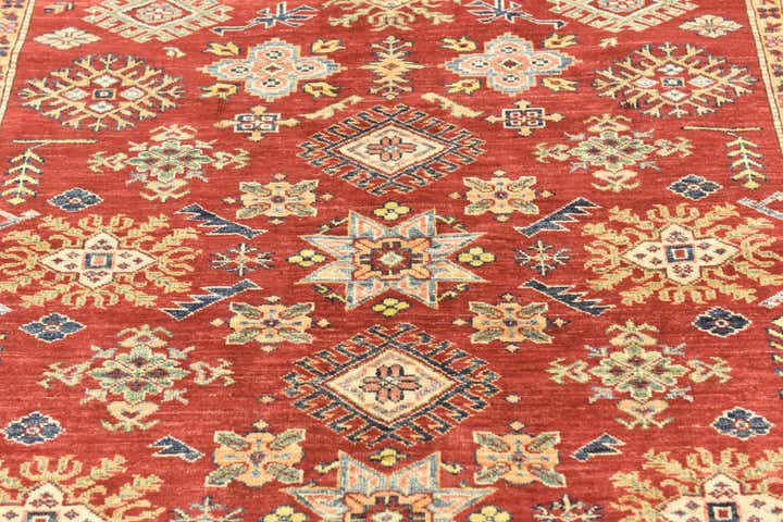 5' 6 x 8' 3 Hand Knotted Kazak Oriental Rug