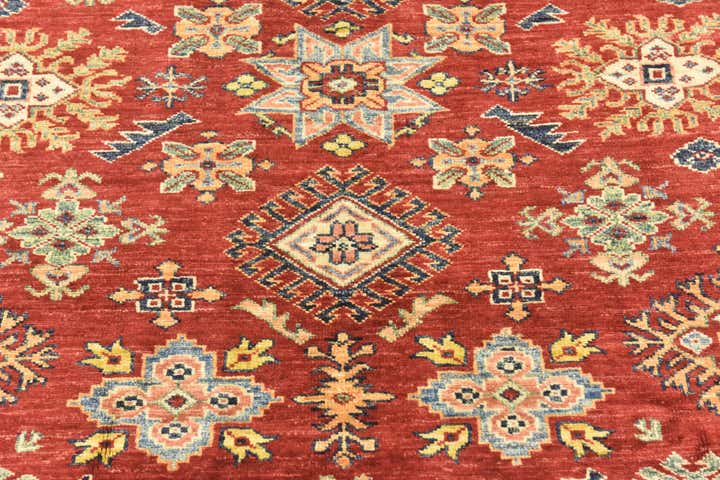 5' 6 x 8' 3 Hand Knotted Kazak Oriental Rug