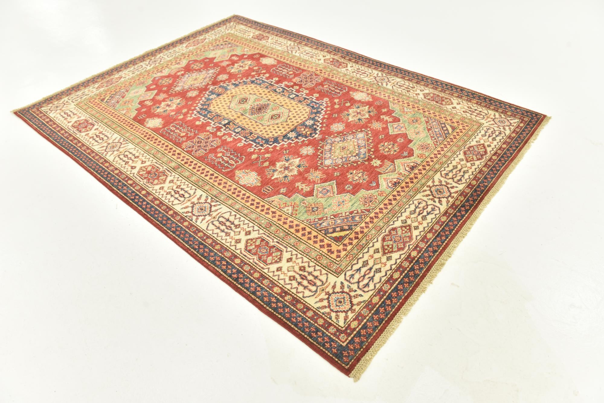 5' 6 x 7' 6 Hand Knotted Kazak Oriental Rug