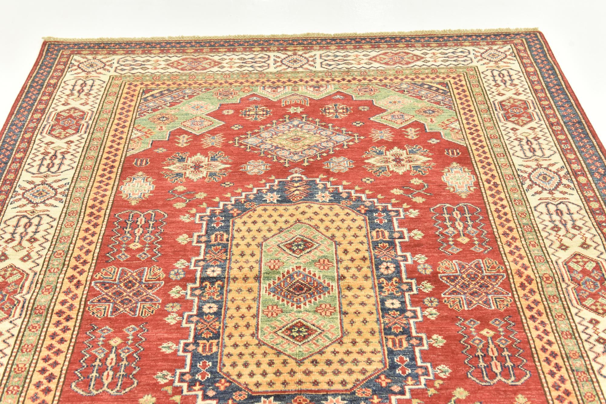 5' 6 x 7' 6 Hand Knotted Kazak Oriental Rug