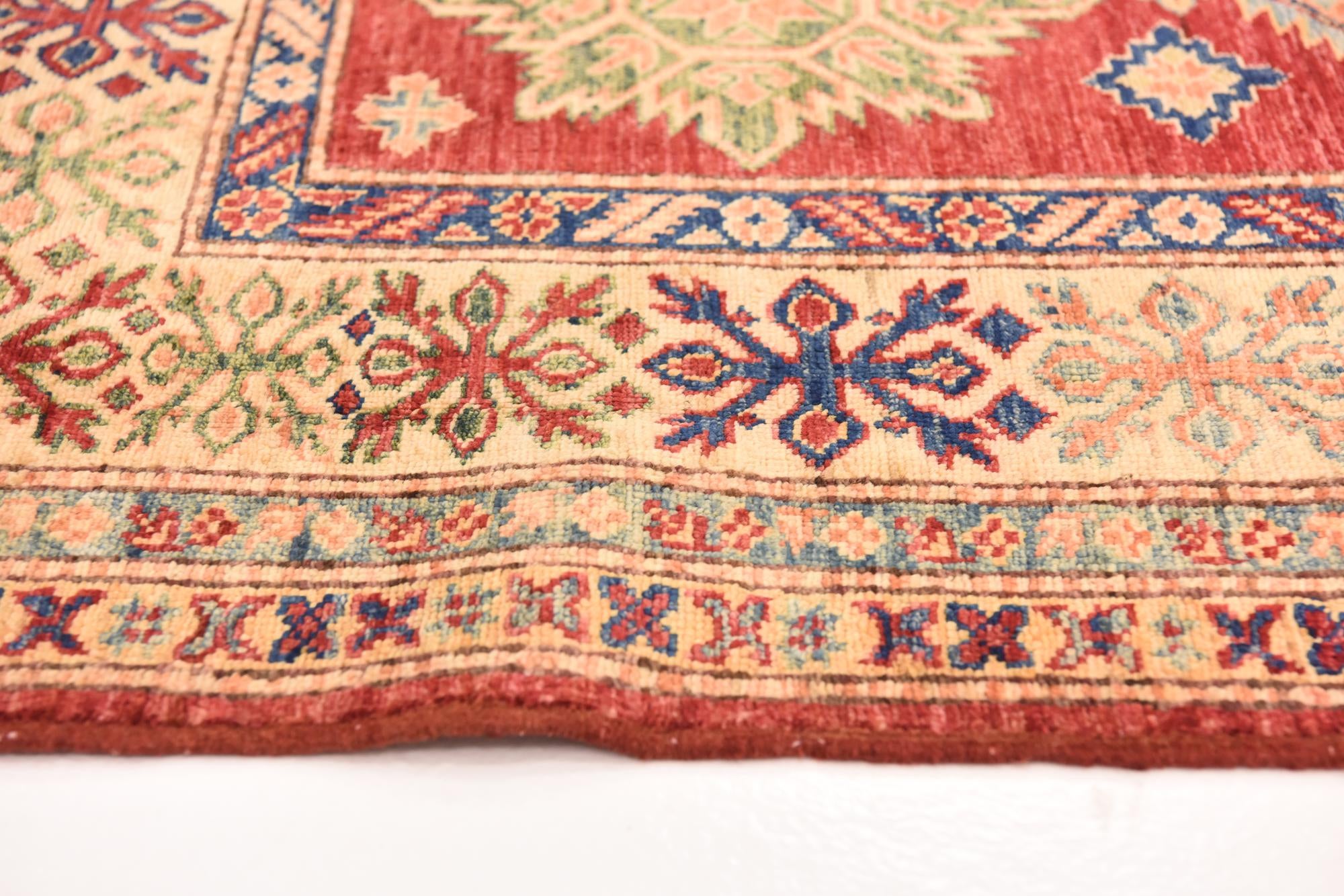 5' 8 x 7' 9 Hand Knotted Kazak Oriental Rug