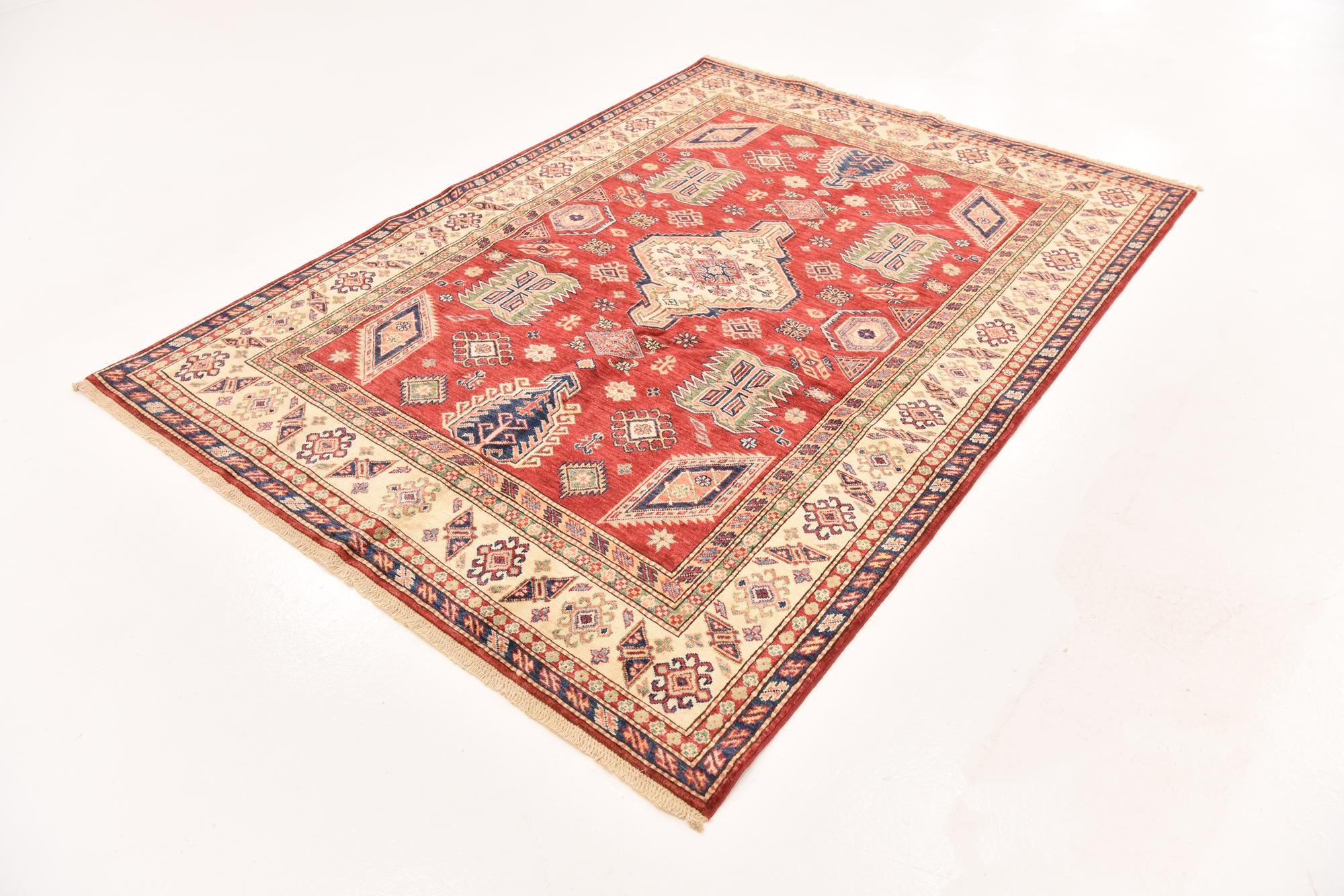 5' 7 x 7' 9 Hand Knotted Kazak Oriental Rug