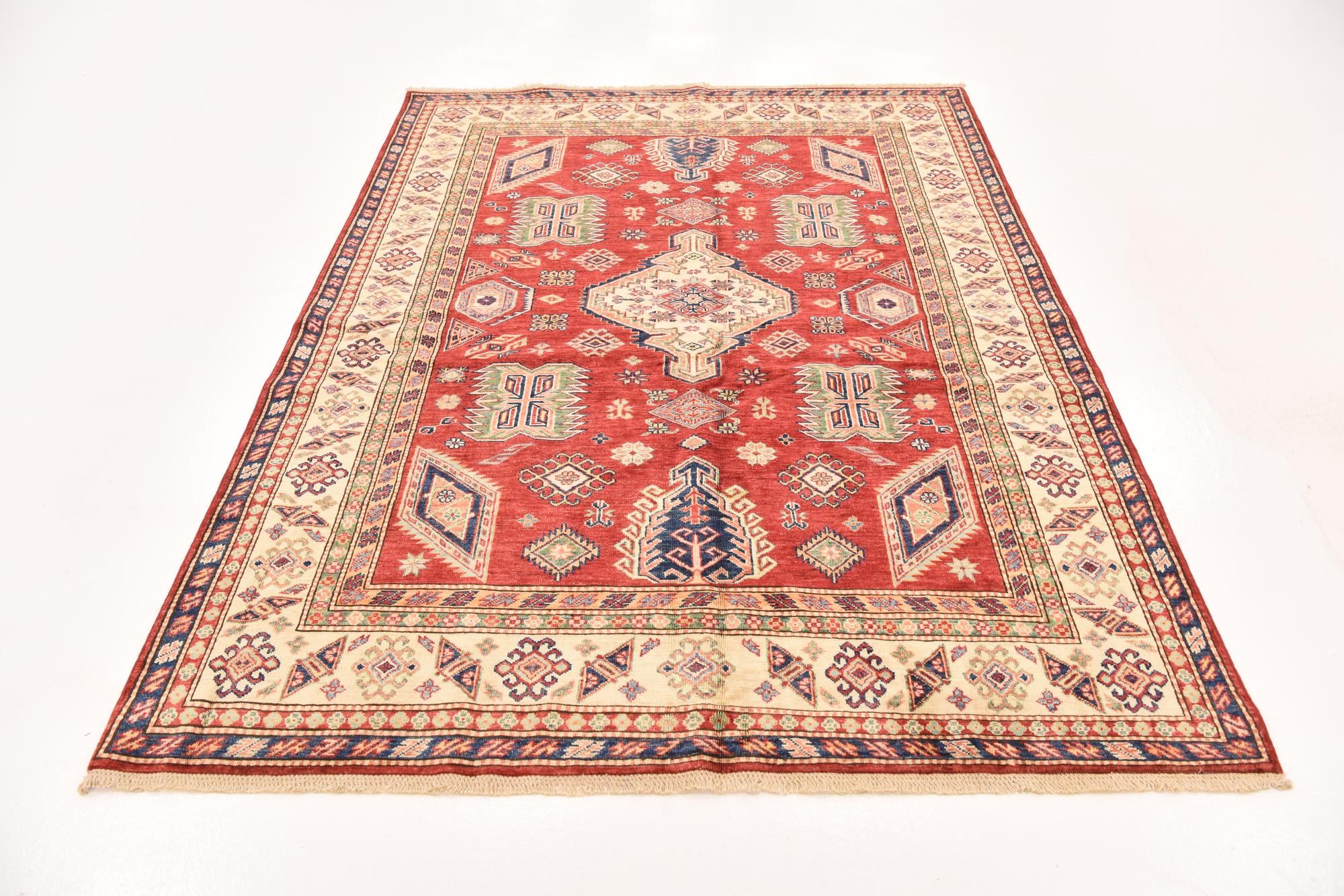 5' 7 x 7' 9 Hand Knotted Kazak Oriental Rug