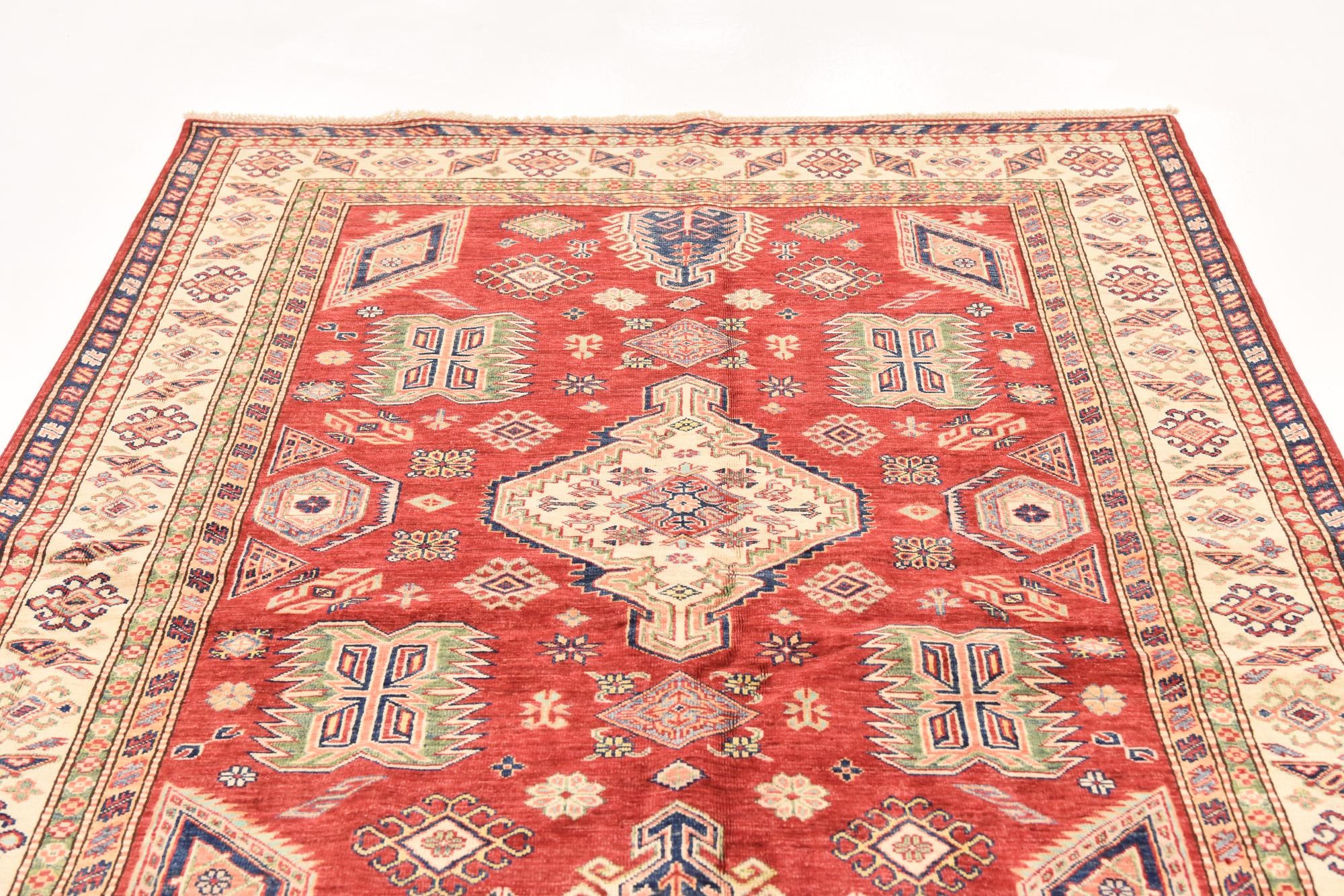 5' 7 x 7' 9 Hand Knotted Kazak Oriental Rug