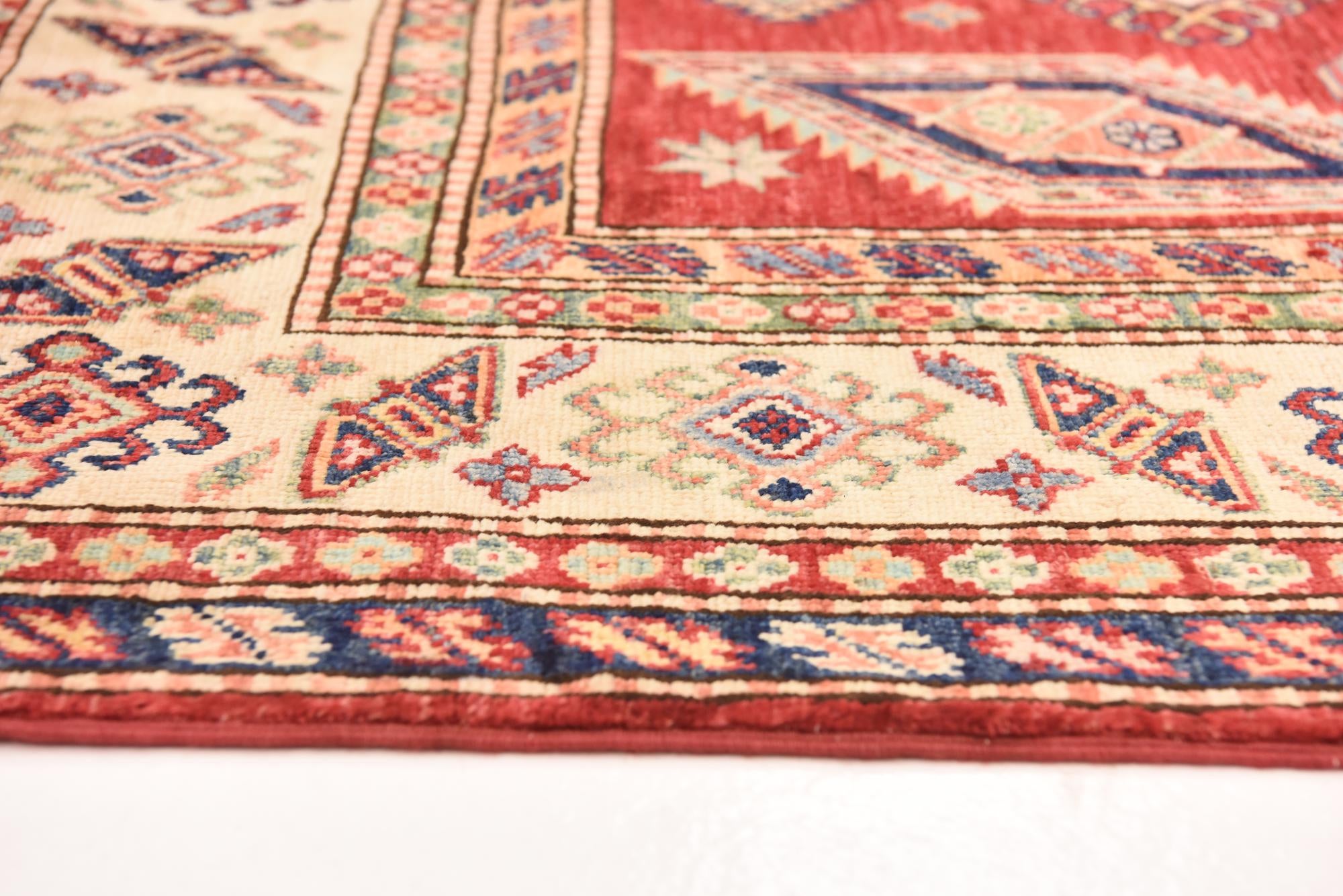5' 7 x 7' 9 Hand Knotted Kazak Oriental Rug
