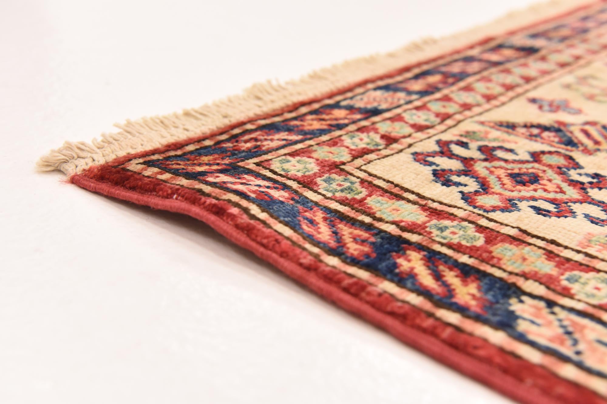 5' 7 x 7' 9 Hand Knotted Kazak Oriental Rug