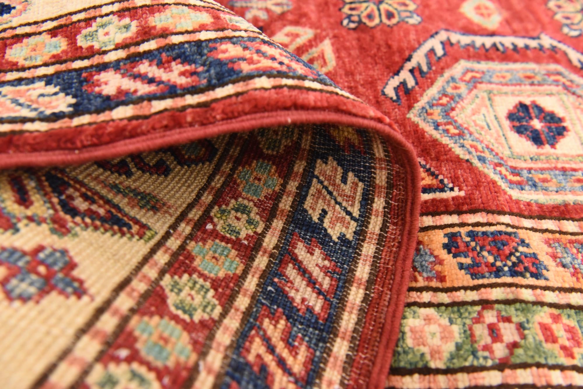 5' 7 x 7' 9 Hand Knotted Kazak Oriental Rug