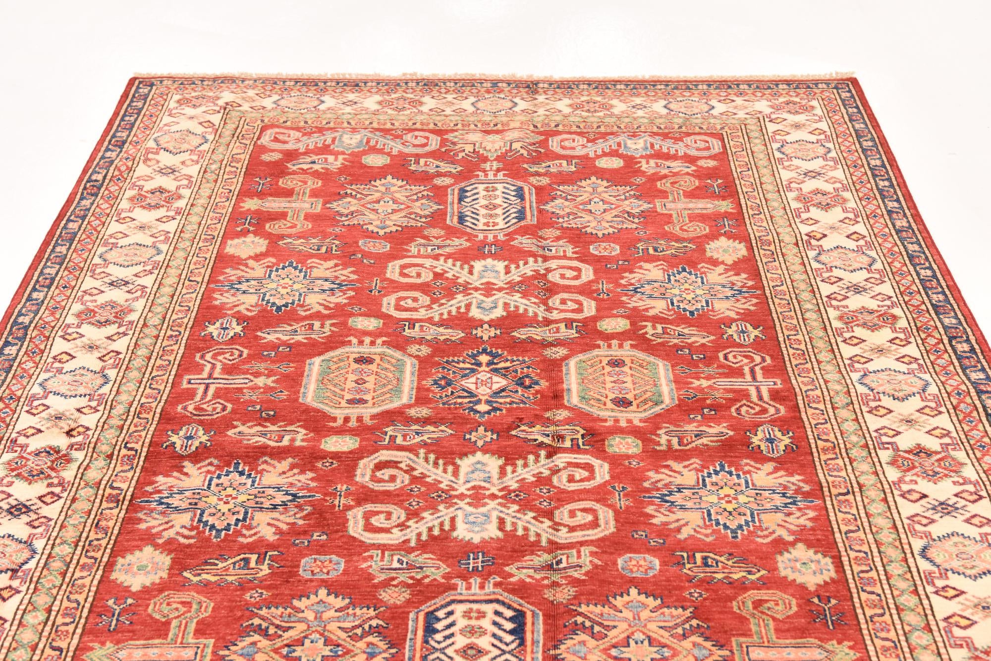 5' 6 x 7' 9 Hand Knotted Kazak Oriental Rug