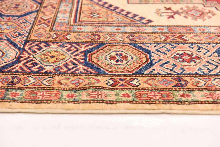 5' 10 x 7' 8 Hand Knotted Kazak Oriental Rug