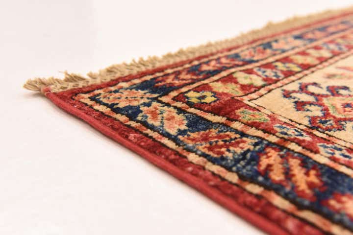 5' 3 x 7' 10 Hand Knotted Kazak Oriental Rug