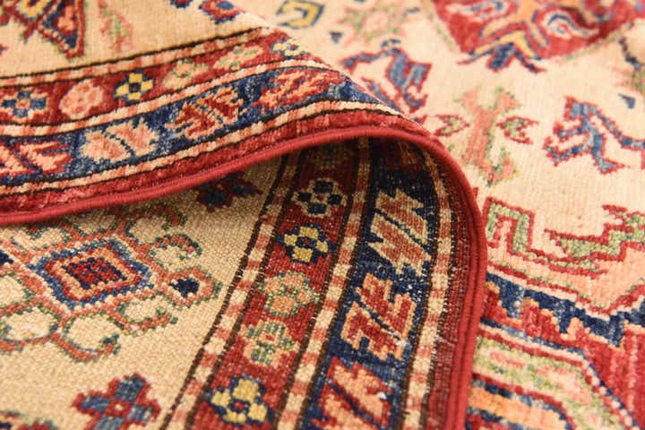 5' 3 x 7' 10 Hand Knotted Kazak Oriental Rug