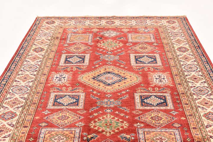 5' 10 x 7' 10 Hand Knotted Kazak Oriental Rug