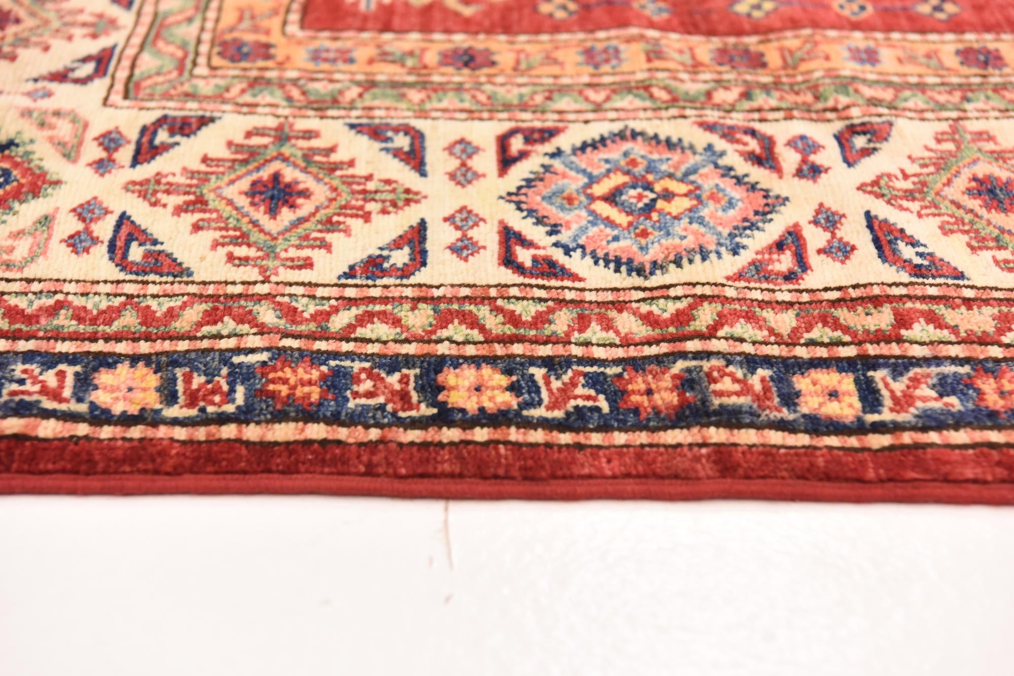5' 10 x 7' 10 Hand Knotted Kazak Oriental Rug