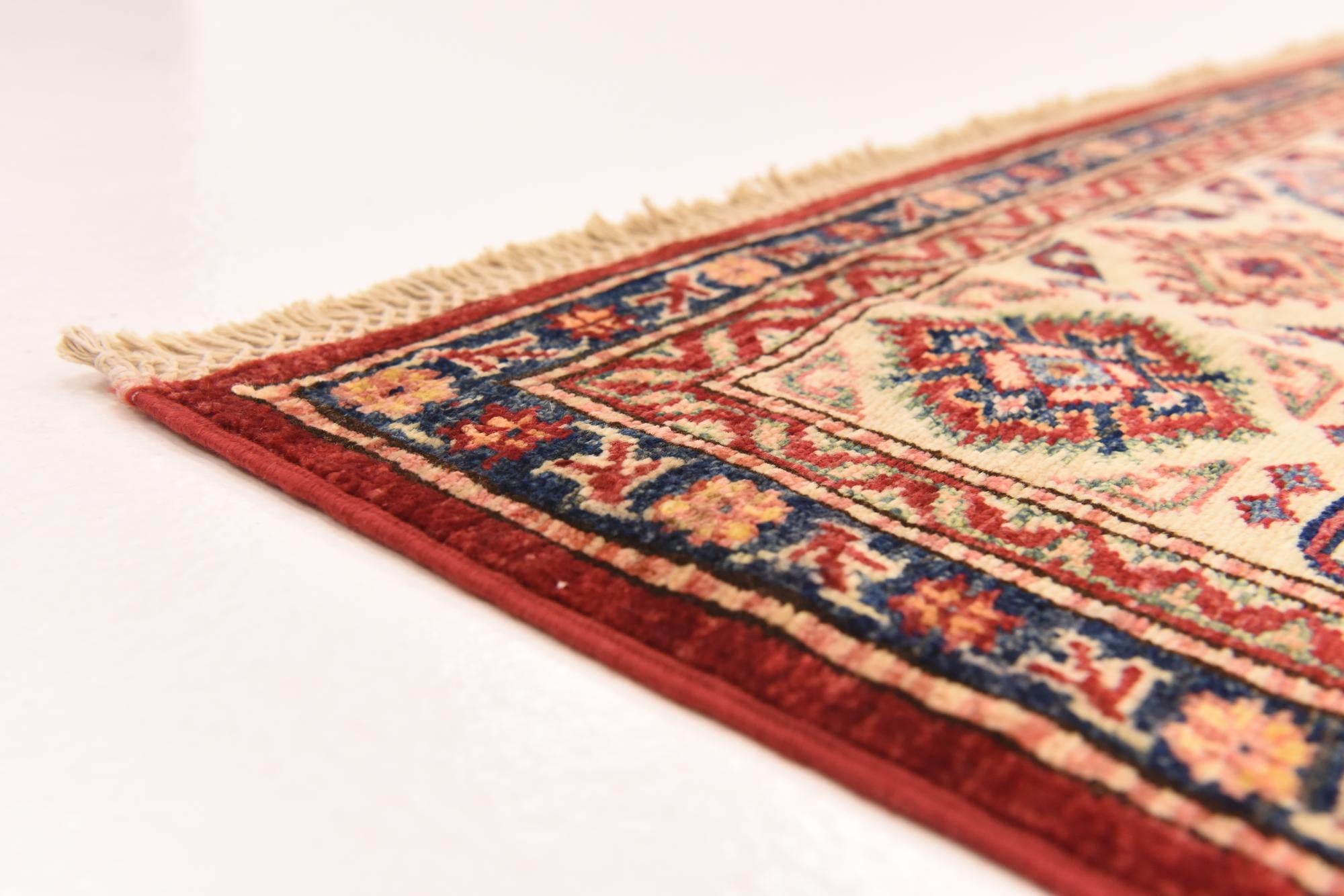 5' 10 x 7' 10 Hand Knotted Kazak Oriental Rug