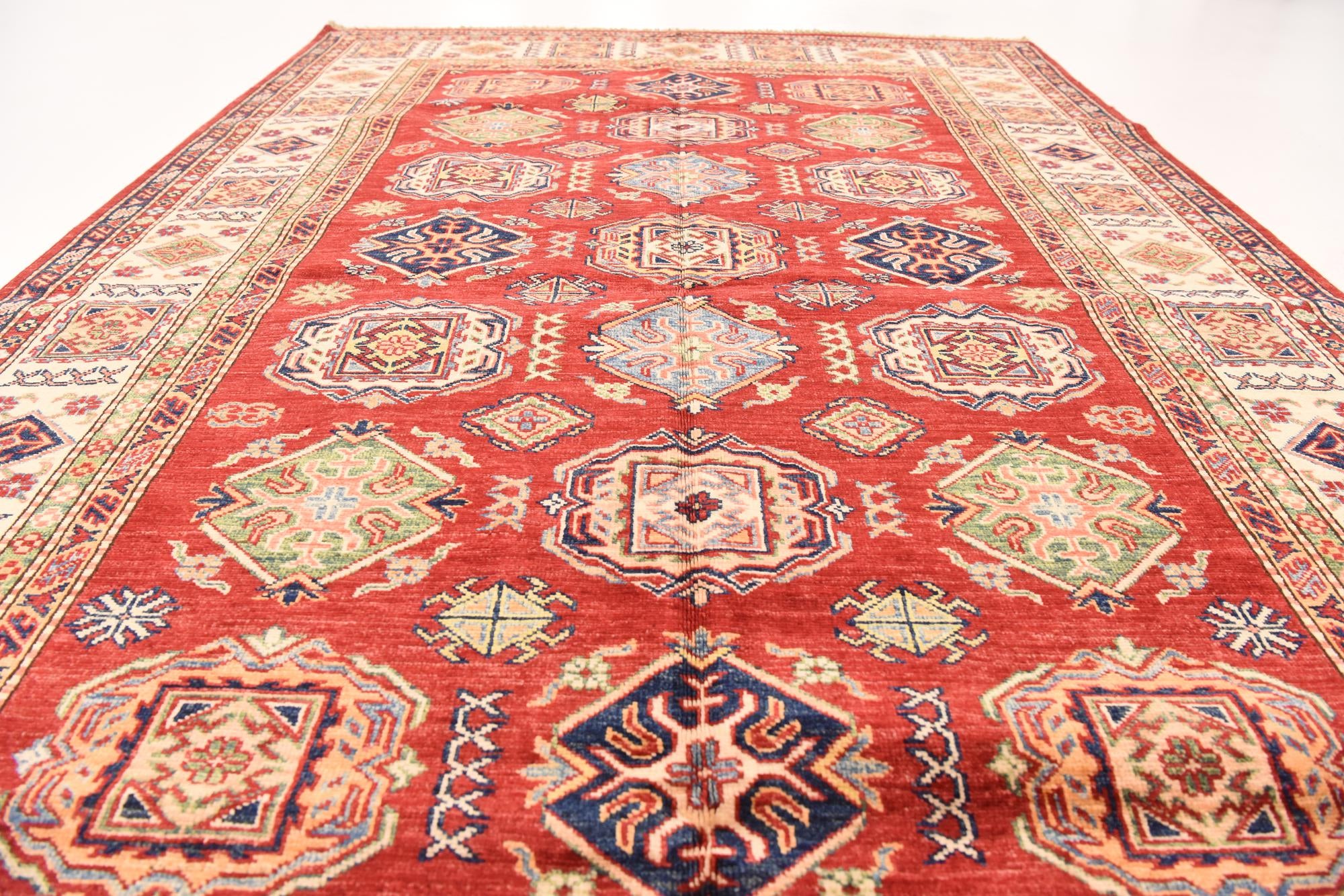 5' 6 x 8' Hand Knotted Kazak Oriental Rug