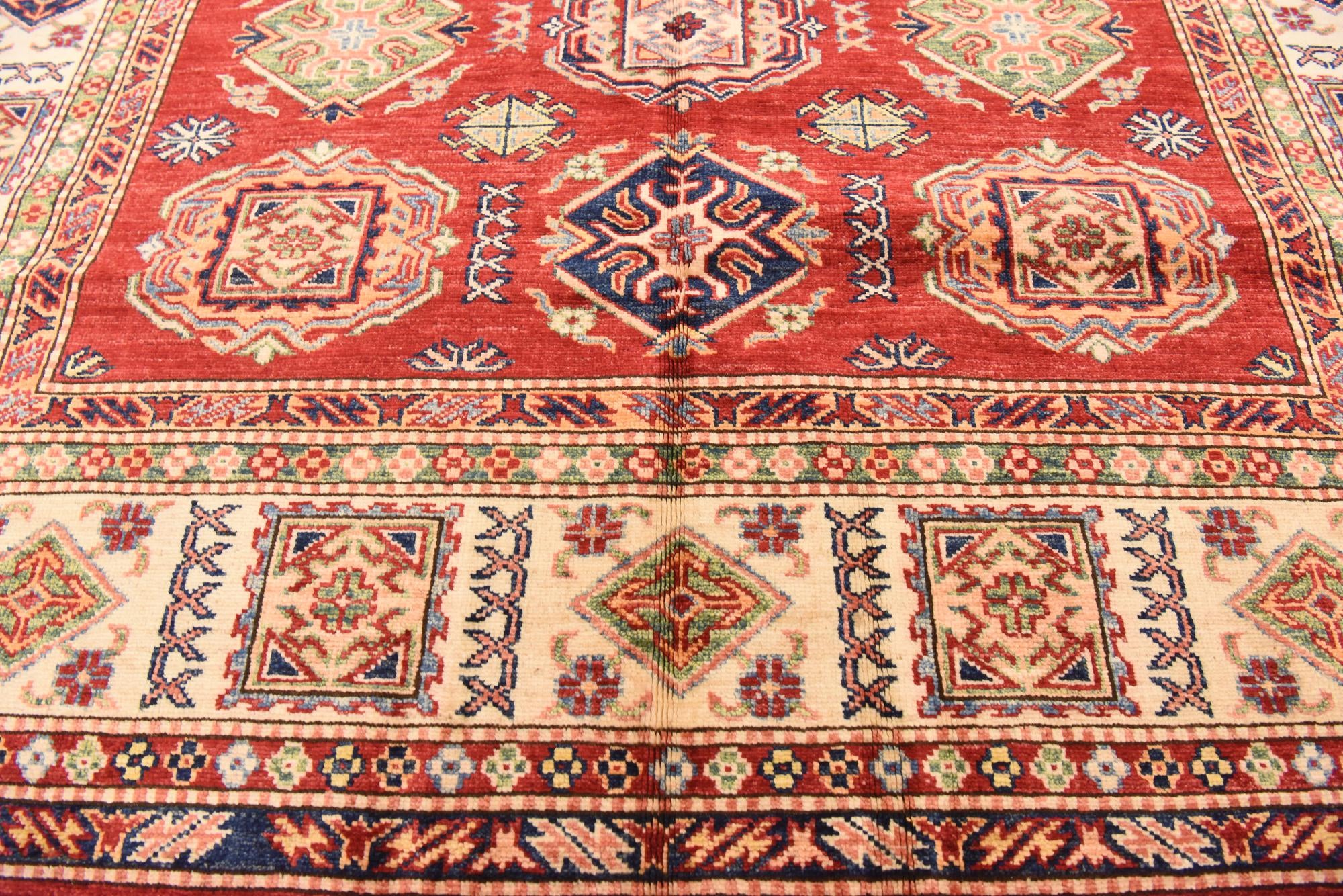 5' 6 x 8' Hand Knotted Kazak Oriental Rug