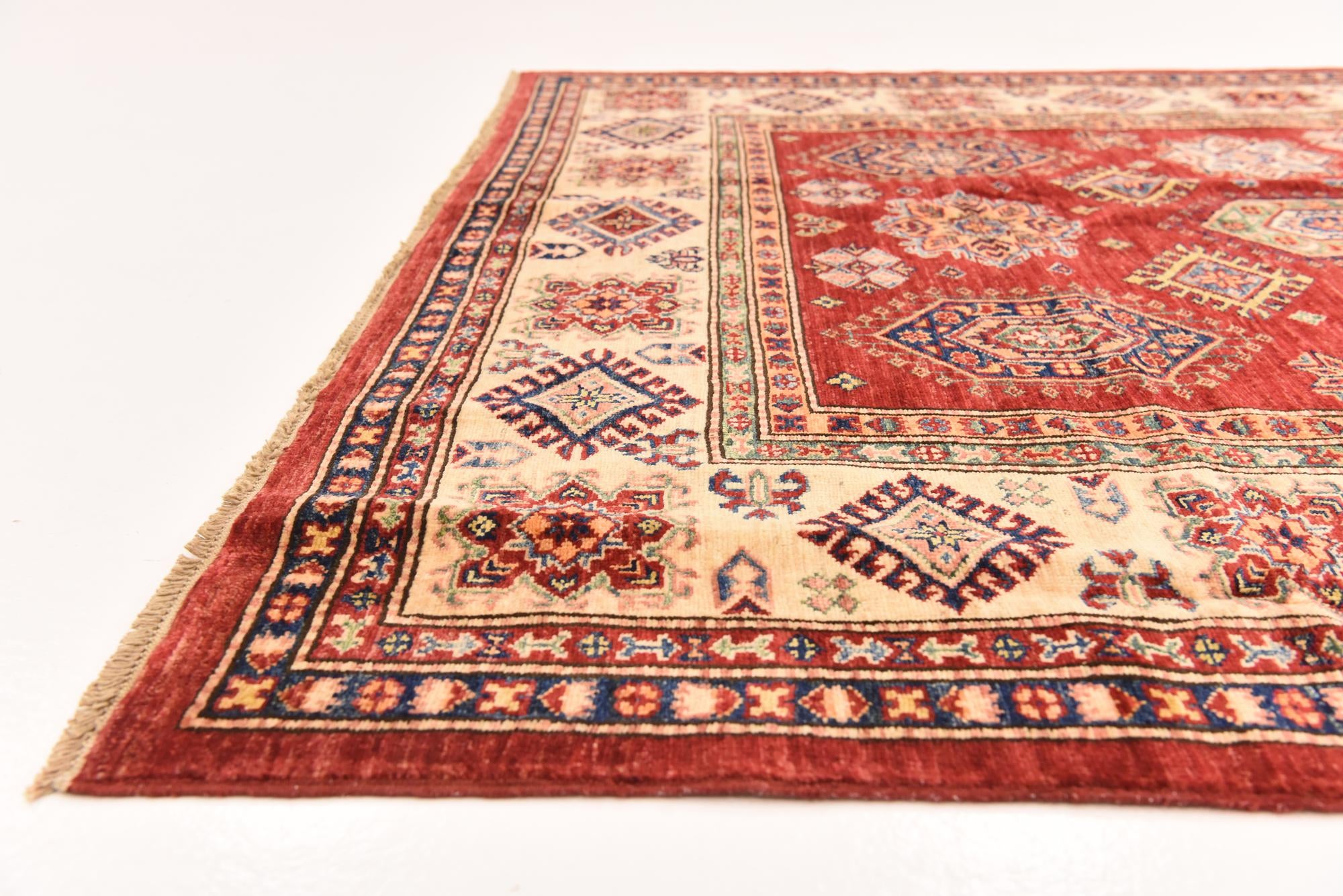5' 9 x 8' 2 Hand Knotted Kazak Oriental Rug