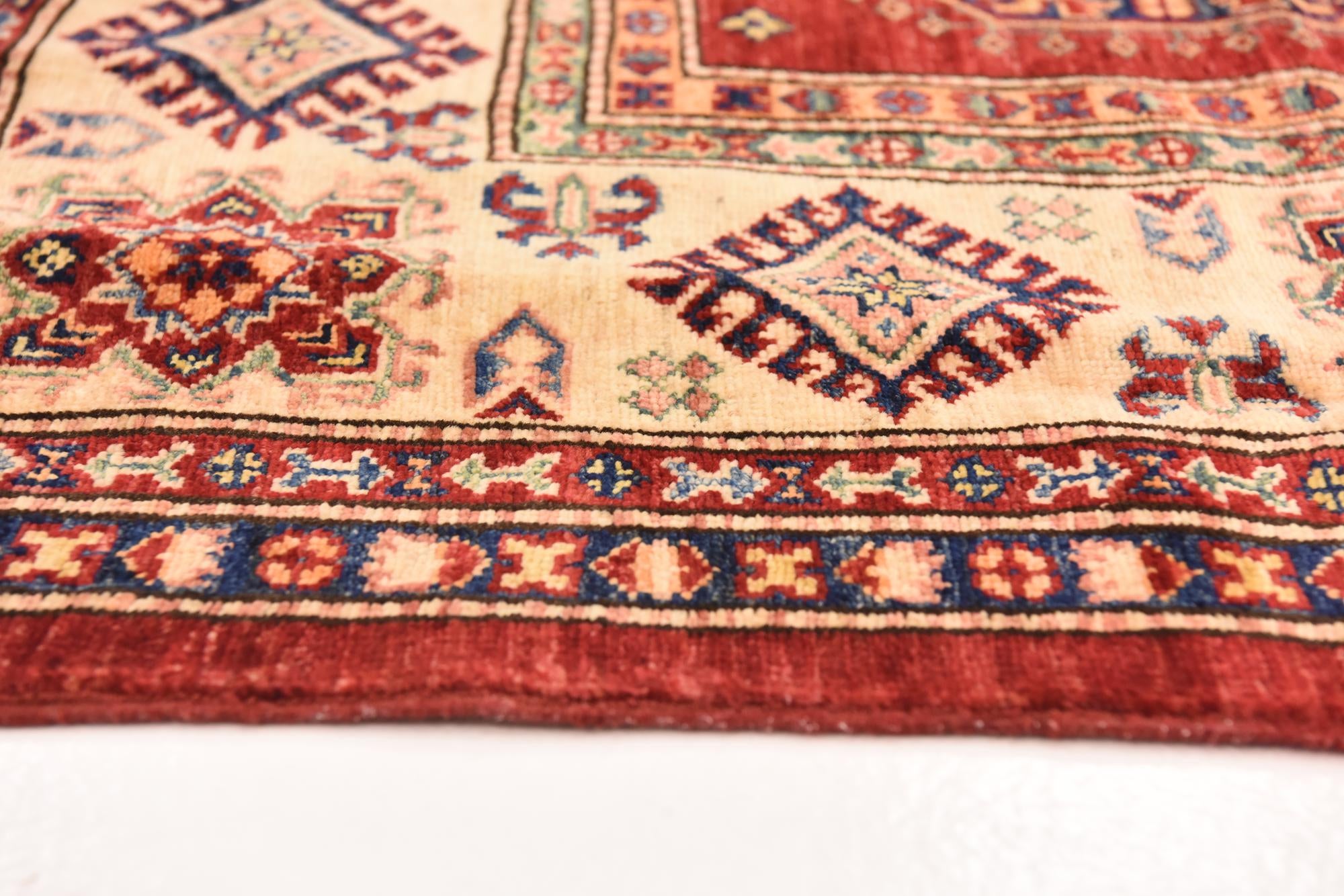 5' 9 x 8' 2 Hand Knotted Kazak Oriental Rug